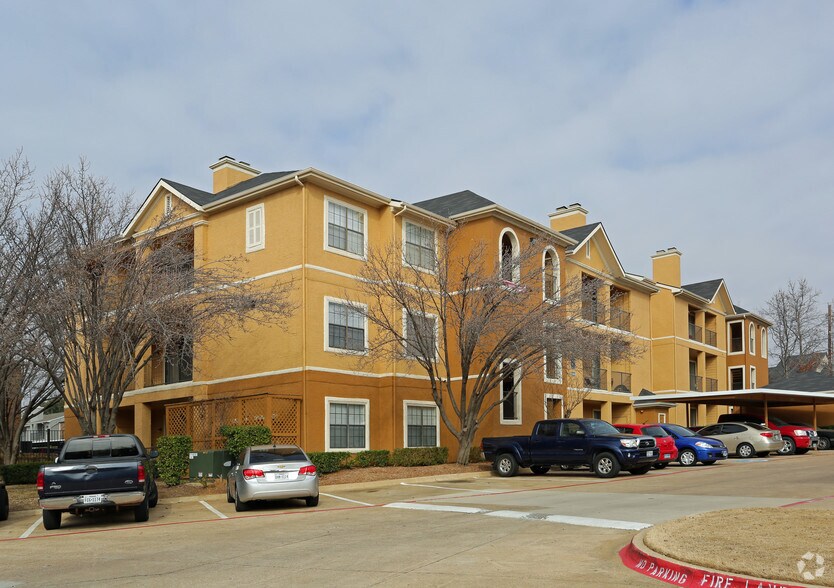 Colonial Village At Willow Creek Bedford Tx Apartment