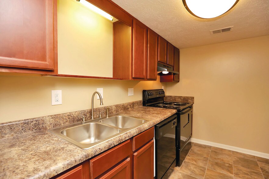 Park at Hurstbourne Louisville, KY Apartment Finder