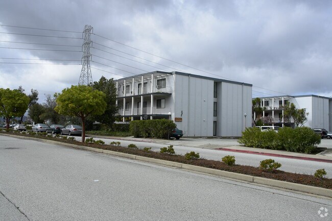 Sandpiper Apartments  Foster City, CA  Apartment Finder