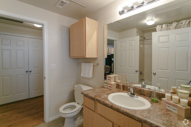 Bathroom Cabinets Nashville Tn hickory point apartments - nashville, tn | apartment finder Bathroom Cabinets Nashville Tn hickory point apartments - nashville, tn | apartment finder
