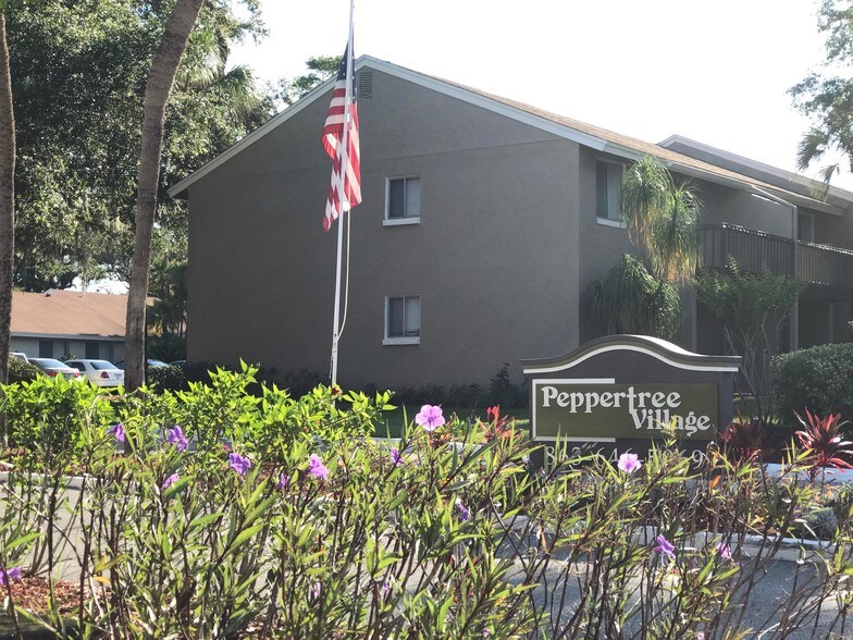 Lakeland Village Apartments Lakeland Village Apartments