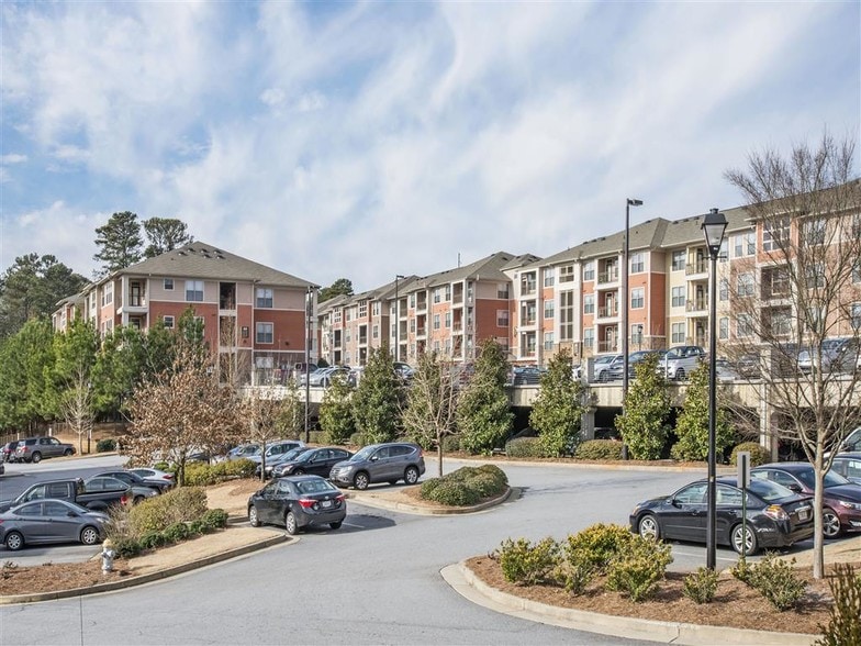 Hawthorne at Clairmont Atlanta, GA Apartment Finder