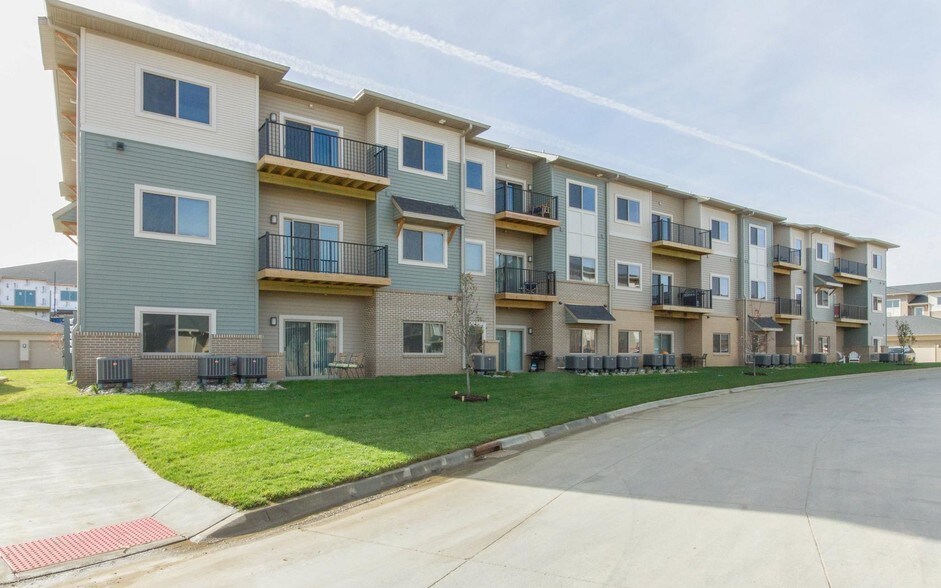 Cascade Apartments West Des Moines Iowa Cascade Apartments West Des Moines Iowa