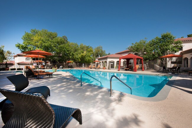 Pavilions Apartments - Albuquerque, NM | Apartment Finder Pavilions Apartments - Albuquerque, NM | Apartment Finder