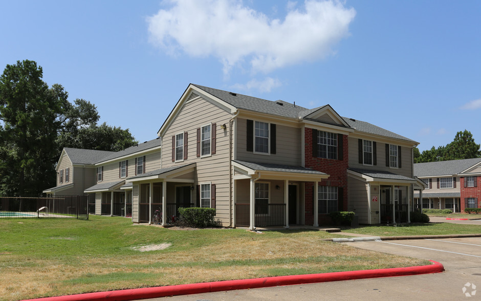 Park Village Apartments - Conroe, TX | Apartment Finder