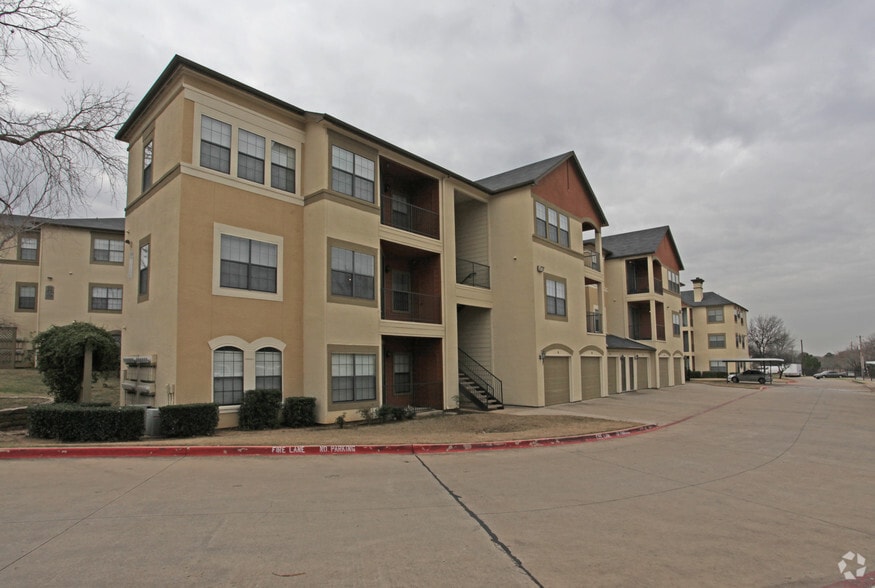 Providence in the Park Arlington, TX Apartment Finder