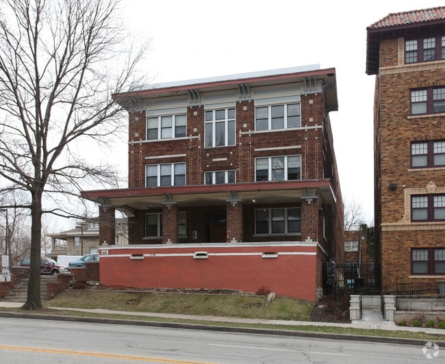 Yaletown Apartments Kansas City, MO Apartment Finder