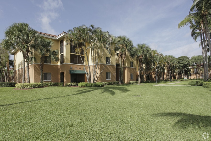 Coconut Palm Club Apartments Coconut Creek, FL Apartment Finder