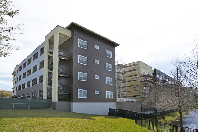 Sky Lake Florida Apartments Sky Lake Florida Apartments