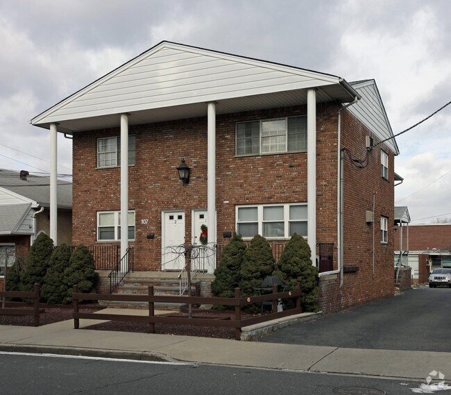 Swingers in lodi new jersey Elizabethon tn male swingers.