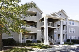 Lee Overlook Apartments - Tax Credit - Centreville, VA | Apartment Finder