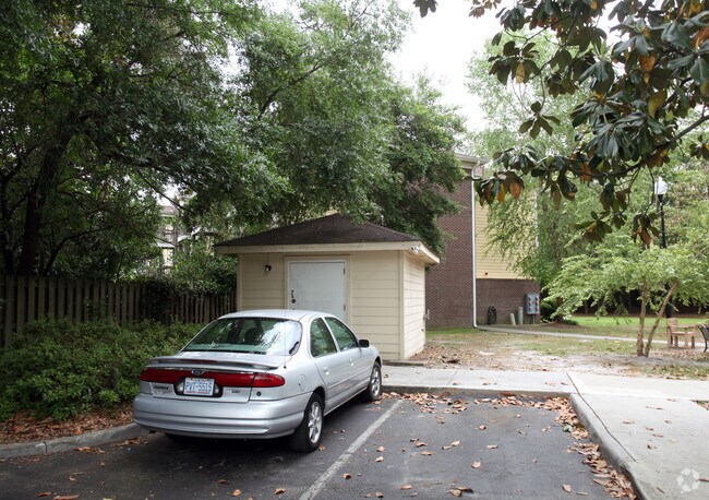 Haddon Hall II Apartments - Wilmington, NC | Apartment Finder Haddon Hall II Apartments - Wilmington, NC | Apartment Finder