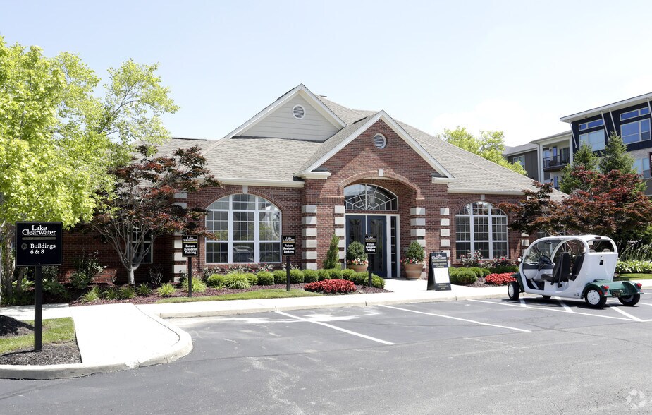 Lake Clearwater Apartments Lake Clearwater Apartments