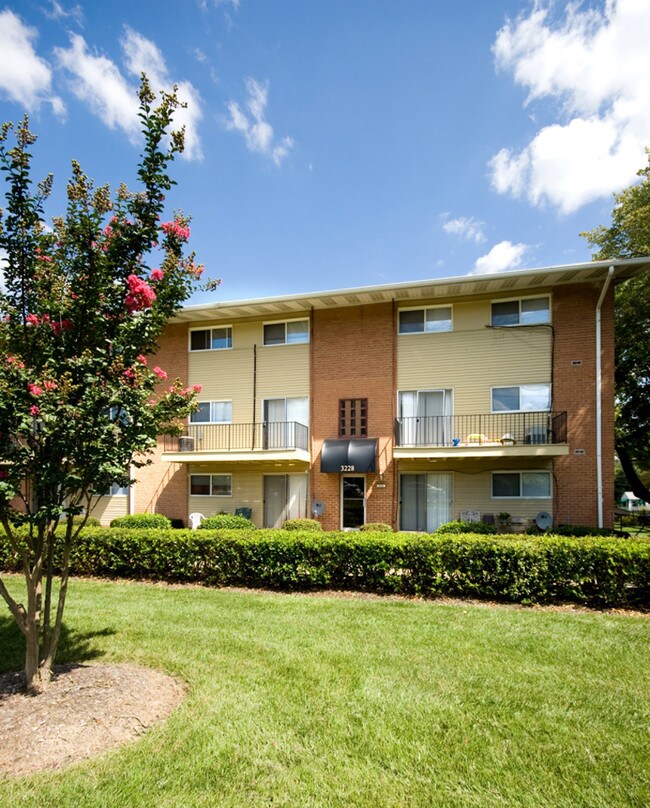 Madison Gardens Suitland, MD Apartment Finder