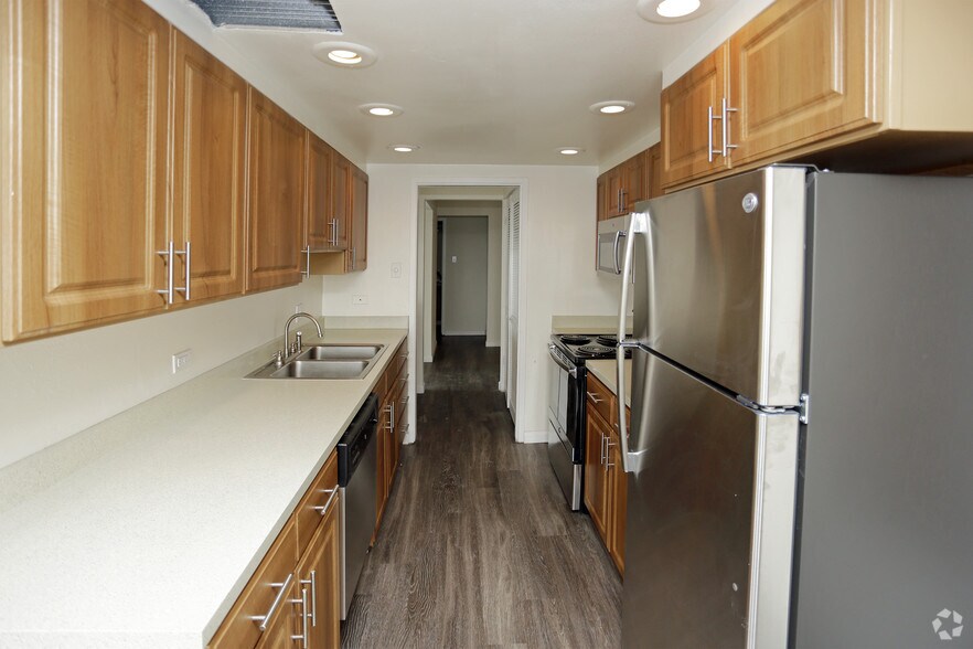 High Country House Apartments - Denver, CO | Apartment Finder High Country House Apartments - Denver, CO | Apartment Finder