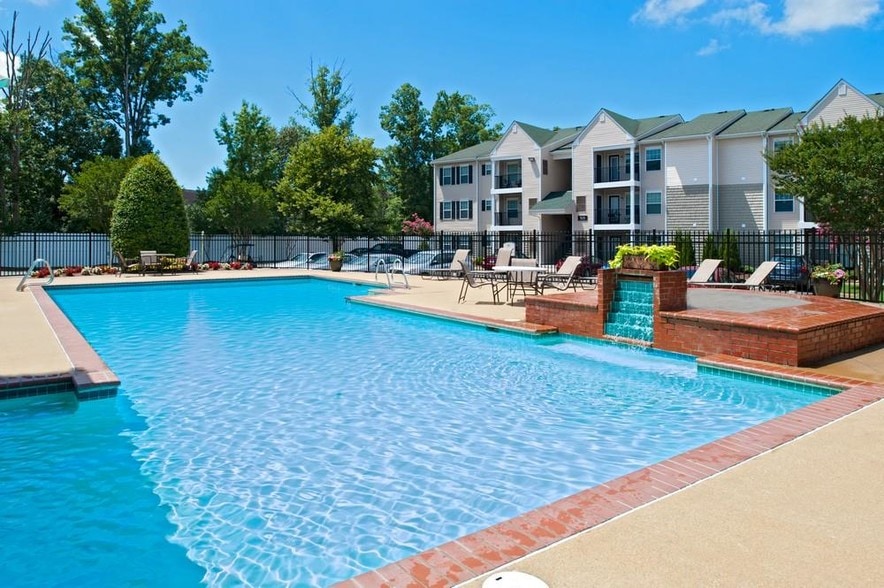 Waverton Impressions Newport News, VA Apartment Finder