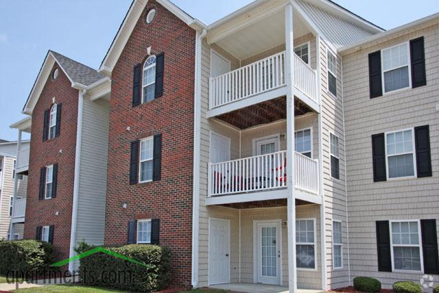 South Main Apartments - Hope Mills, NC | Apartment Finder