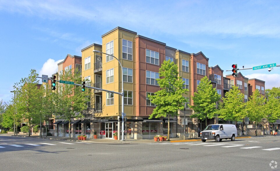 Redmond Square Apartments Redmond Square Apartments