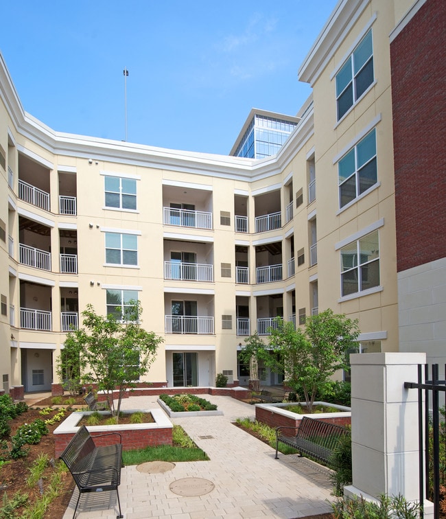 Monticello Station Apartments Norfolk, VA Apartment Finder