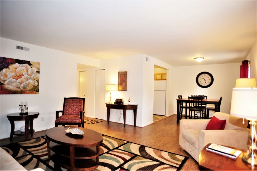 Newport Lake Apartments Newport News, VA Apartment Finder