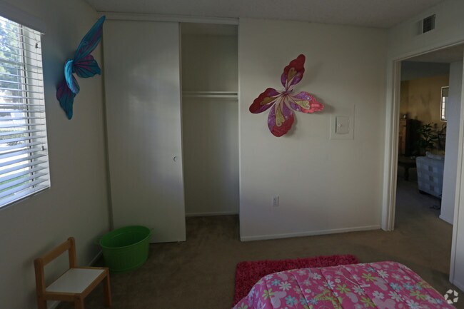 Club Royale Apartments Rialto Ca Club Royale Apartments Rialto Ca