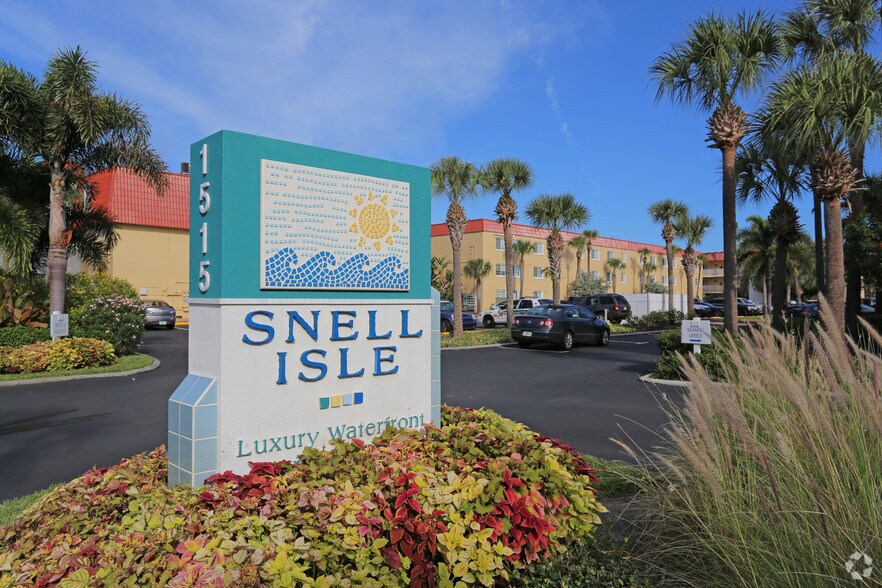 Snell Isle Luxury Apartments Snell Isle Luxury Apartments