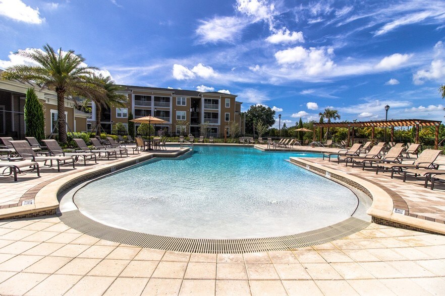 The Oasis at Plainville Plainville, MA Apartment Finder