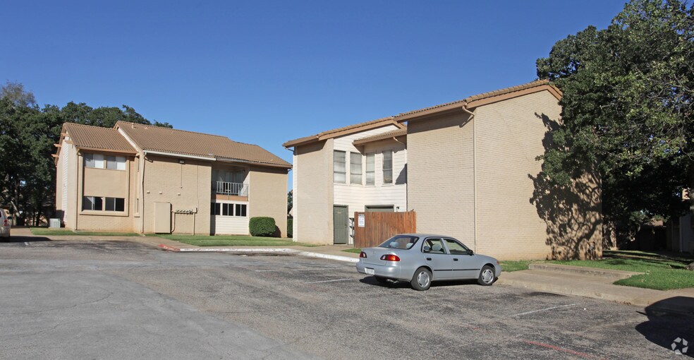 Westdale Hills Augusta Euless, TX Apartment Finder