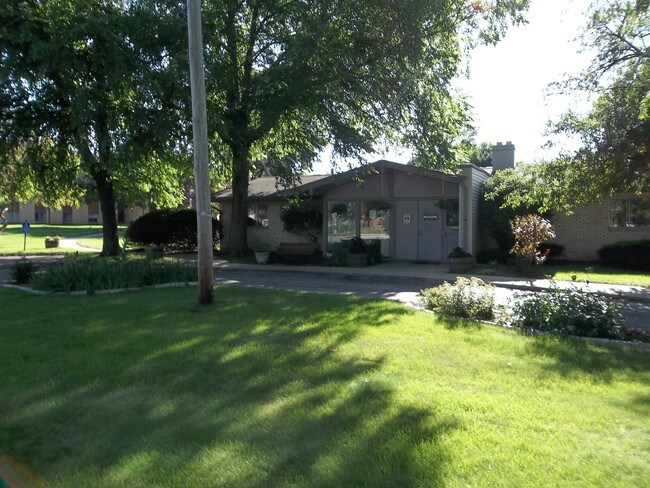Garden Village Apartments Champaign Il Garden Village Apartments Champaign Il