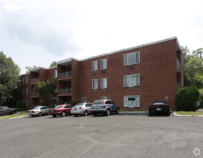 Edgewood Apartments Ambler, PA Apartment Finder