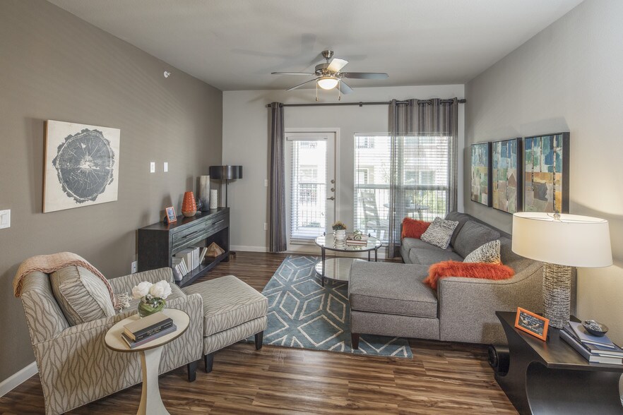 IMT Southpark Austin, TX Apartment Finder