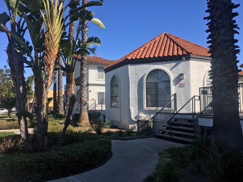 Calabria Apartments Anaheim, CA Apartment Finder