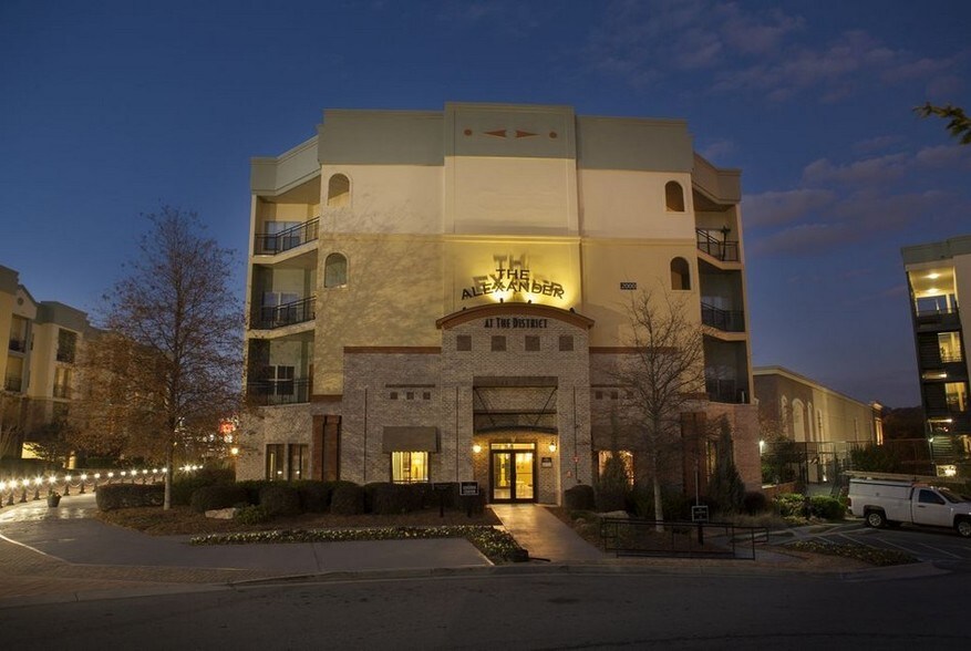 Alexander at the District Atlanta, GA Apartment Finder