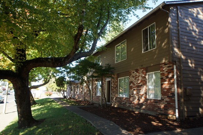 Carrington Square Apartments Portland Carrington Square Apartments Portland