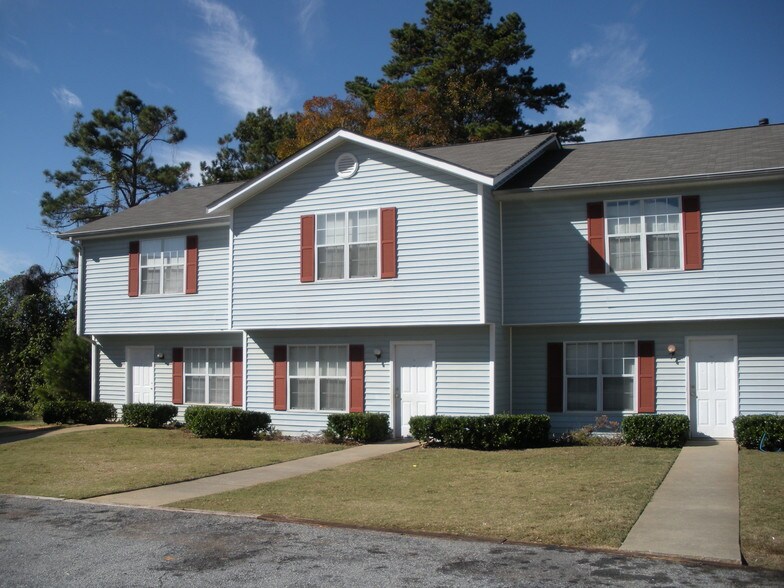 Overlook Townhomes College Park, GA Apartment Finder