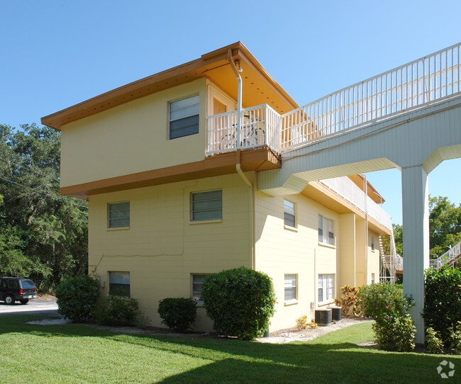 Riverside Village Apartments Cocoa, FL Apartment Finder