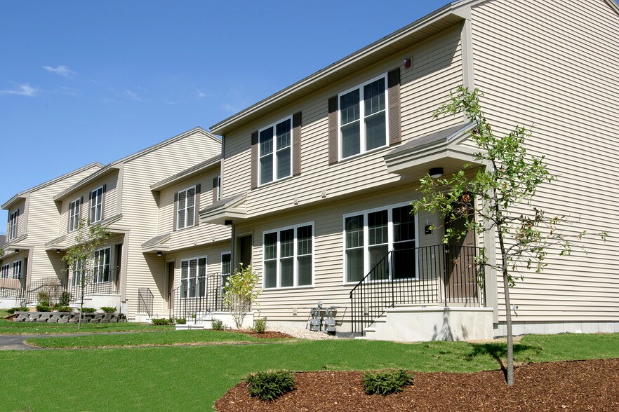 Windsor Terrace Hooksett, NH Apartment Finder
