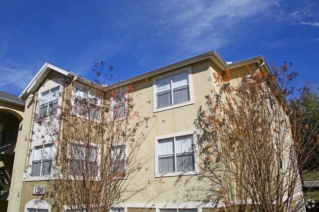 Glen Oaks Apartments Tallahassee, FL Apartment Finder