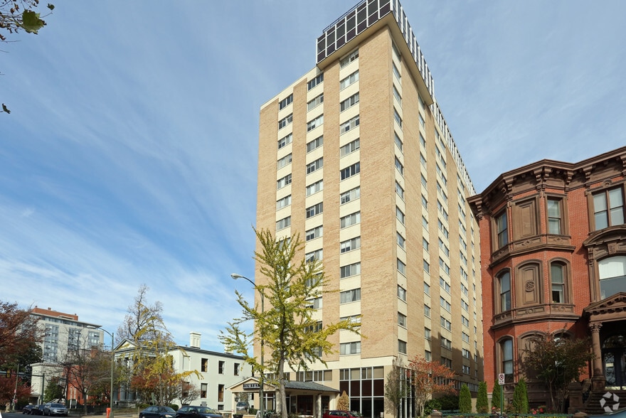 The Towers on Franklin Richmond, VA Apartment Finder