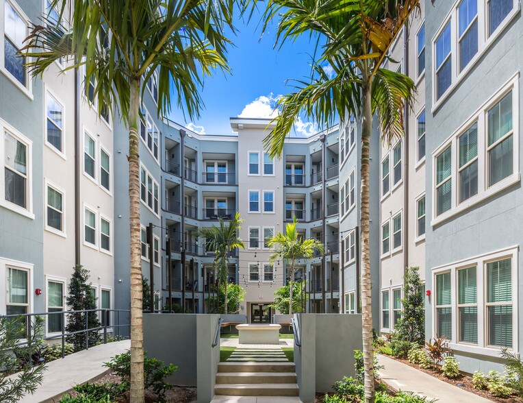 Novus Westshore Tampa, FL Apartment Finder