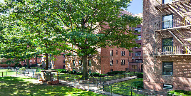 River Hill Gardens - Bronx, NY | Apartment Finder