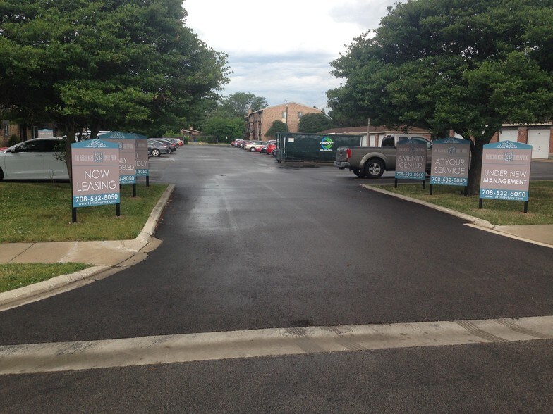 The Residences at 159 Tinley Park Place Tinley Park, IL Apartment