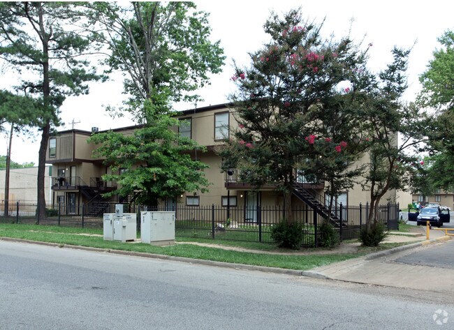 Shelby Pines Apartment Homes Shelby Pines Apartment Homes