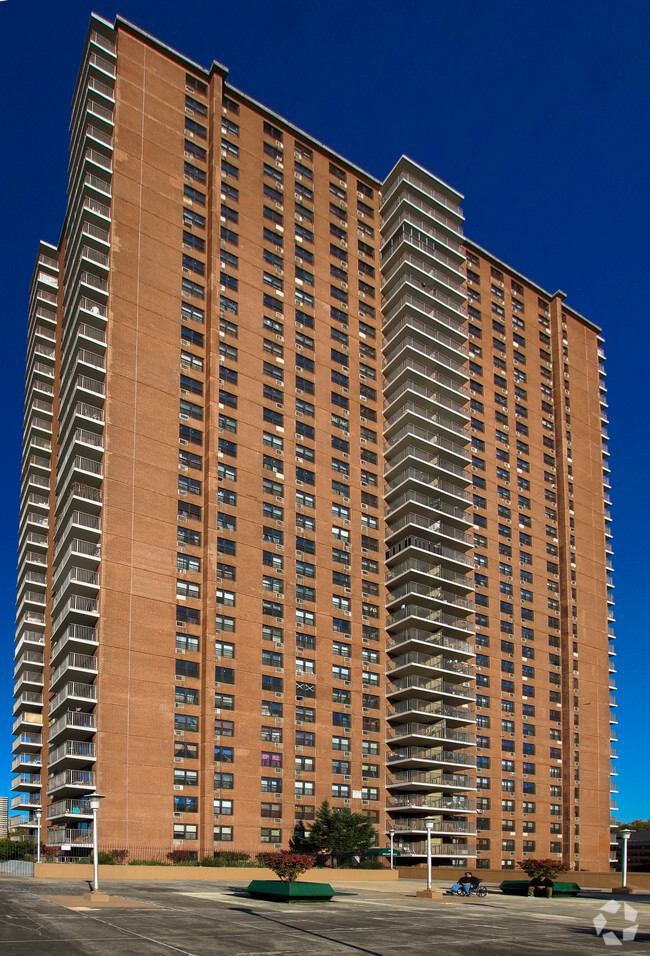 Promenade Apartments - New York, NY | Apartment Finder