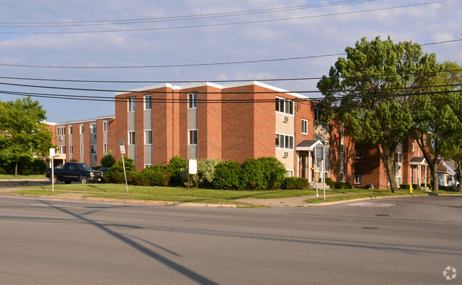 Pineview Apartments Near Me