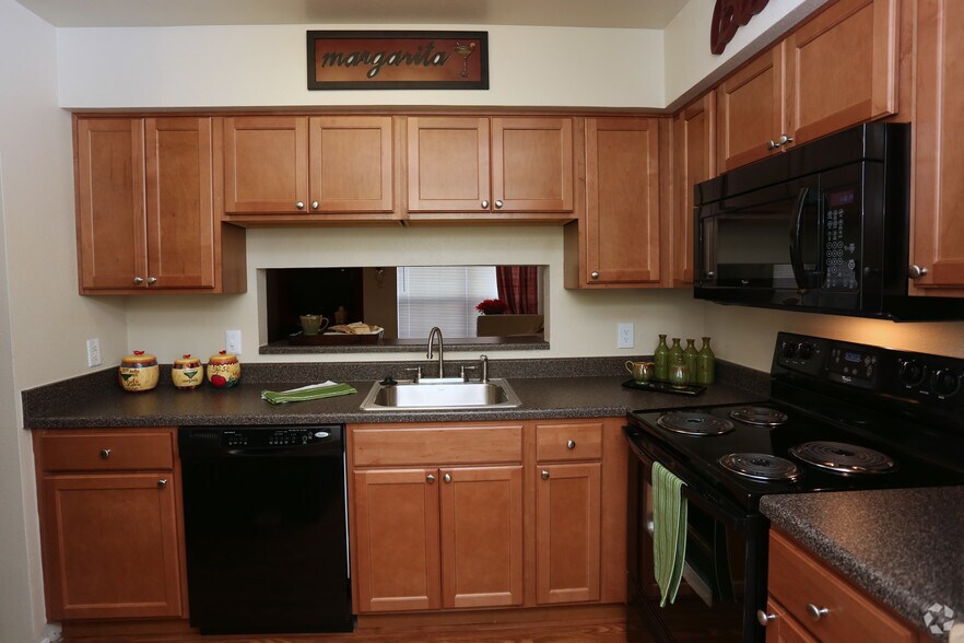 The Point At Crofton Apartments The Point At Crofton Apartments