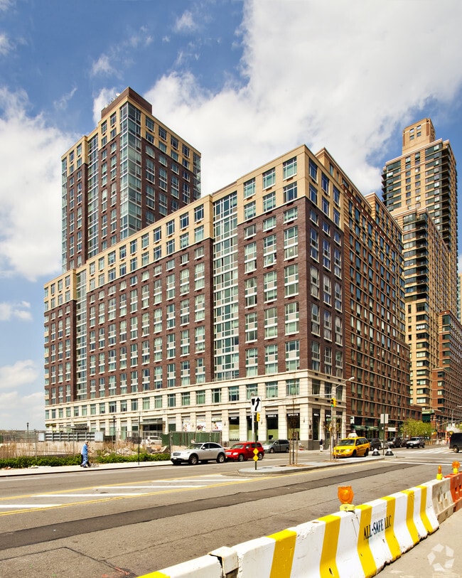 33 West End Avenue Apartments New York, NY Apartment Finder