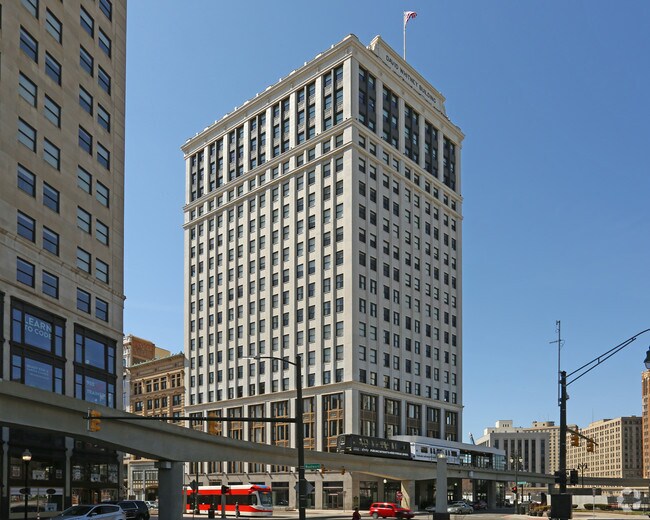 David Whitney Building - Detroit, MI | Apartment Finder