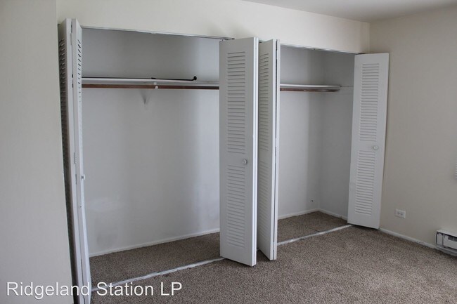 10370 S Ridgeland Ave Chicago Ridge Il Apartment Finder Building Photo 10370 S Ridgeland Ave