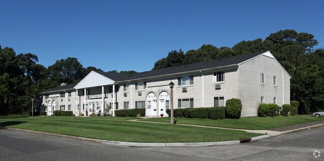 Lake Ronkonkoma Apartments Lake Ronkonkoma Apartments